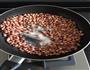 炒花生米的做法图解7