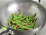 蒜香荷兰豆的做法图解8