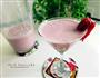 杯香甜的草莓奶汁的做法图解8