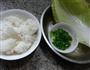 香葱白菜炒饭的做法图解1