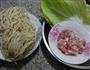 肉丝白菜炒面的做法图解1