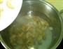 绿菠淡菜汤的做法图解7