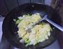 葱爆鸡蛋的做法图解6