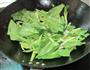 炒小白菜的做法图解3
