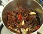 笋干烧木耳的做法步骤3