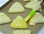 草莓乳酪三角包的做法图解6