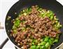 孜然牛丁炒甜豆的做法图解8