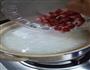 皮蛋腊肠粥的做法图解7