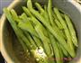 揽菜肉末四季豆的做法图解1