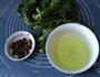 蛋清茼蒿淡菜汤的做法图解1