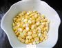 肉末辣炒玉米的做法图解2