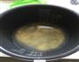姜汁小米粥的做法图解2