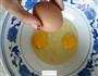 翡翠香葱鸡蛋饺儿的做法图解2