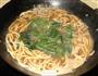 菠菜热汤面的做法图解11