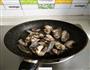 花菇乌鸡汤的做法图解4