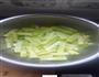小炒莴苣的做法图解2