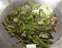 蕨菜炒肉的做法图解8