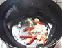 尖椒虾仁炒秋葵的做法图解5
