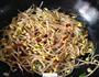 豆芽炖粉丝的做法图解5