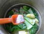 青菜土豆肉骨汤的做法图解10