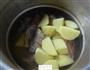 青菜土豆肉骨汤的做法图解5