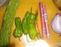 缤彩苦瓜的做法图解1
