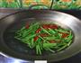 芦笋百合炒鸡丁的做法图解6