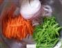 凉拌胡萝卜洋葱荷兰豆的做法图解6