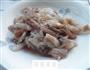 韭菜炒鱿鱼的做法图解2