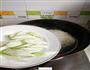 虾皮丝瓜汤面的做法图解3