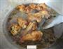 家常炖鸡翅根的做法图解7
