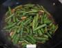 蒜子烧扁豆的做法图解5