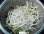 豆芽炒粉条的做法图解5