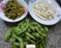 茭白雪菜炒毛豆的做法图解1