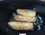 蛋煎馒头片的做法图解5