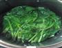 菠菜拨鱼儿的做法图解1