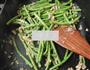 腐乳肉末炒豆角的做法图解5