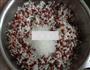 花生红豆粽子的做法步骤2