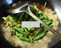 雪菜炒梅豆的做法图解7