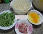 五花肉鸡蛋带豆炒面的做法图解1