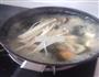鸡肉鲜蔬味噌汤的做法图解6