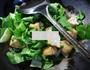 油豆腐炒青菜的做法图解4