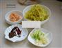 榨菜肉丝面的做法图解1