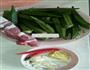 肉沫炒秋葵的做法图解1