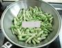 素豆角焖面的做法图解1
