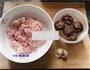 手工冬菇猪肉丸的做法图解1