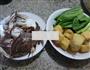 油豆腐青菜螃蟹汤的做法图解1