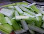 清炒丝瓜的做法图解1