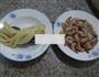 腌白菜炒海虾的做法图解1