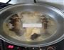 鲫鱼土鸡蛋汤的做法图解5